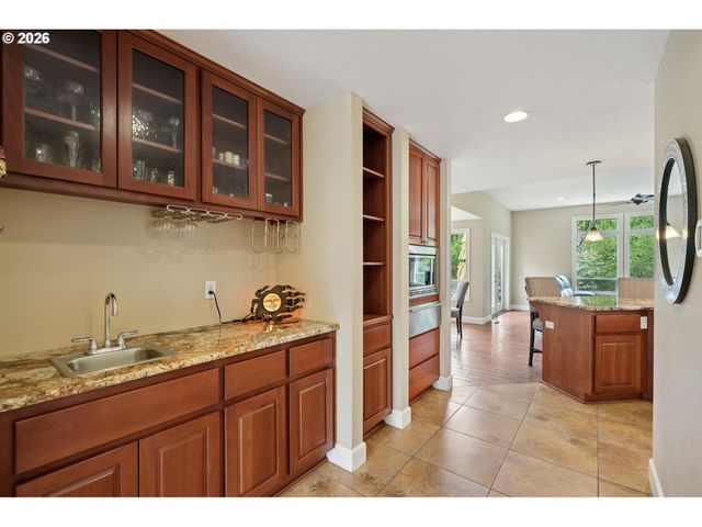 31415 Ne 74TH Ave, La Center, WA 98629