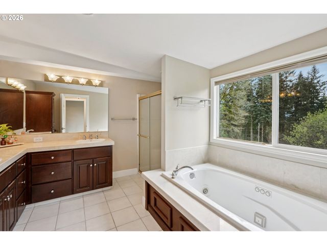 31415 Ne 74TH Ave, La Center, WA 98629