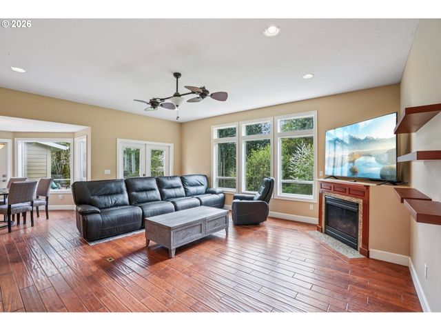 31415 Ne 74TH Ave, La Center, WA 98629