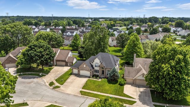 2463 Kettering Way, Indianapolis, IN 46214