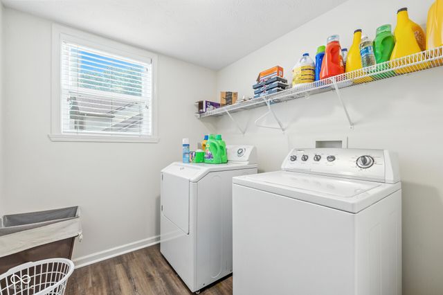 2463 Kettering Way, Indianapolis, IN 46214