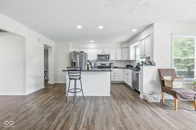 2463 Kettering Way, Indianapolis, IN 46214