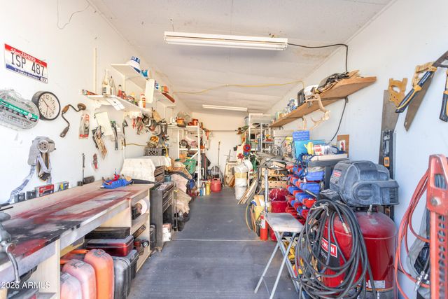 5681 S Moson Road, Hereford, AZ 85615