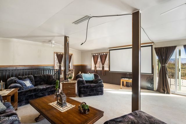 5681 S Moson Road, Hereford, AZ 85615