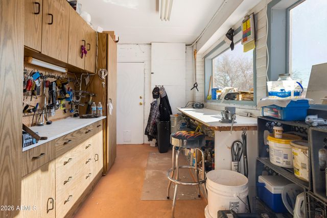 5681 S Moson Road, Hereford, AZ 85615