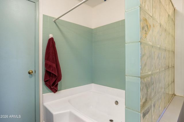 5681 S Moson Road, Hereford, AZ 85615