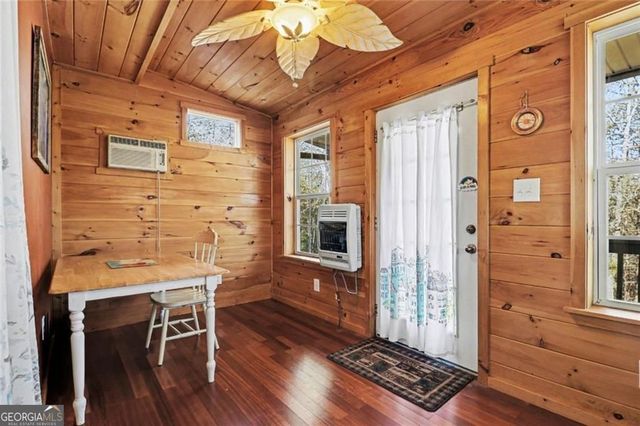 387 Ruby Lane, Mineral Bluff, GA 30559