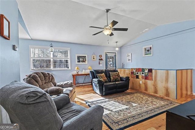 387 Ruby Lane, Mineral Bluff, GA 30559