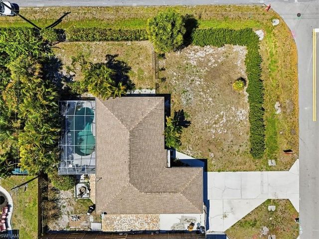 3918 Cindy AVE, Naples, FL 34112