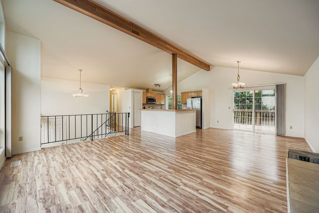 29933 3RD AVE SW, Federal Way, WA 98023