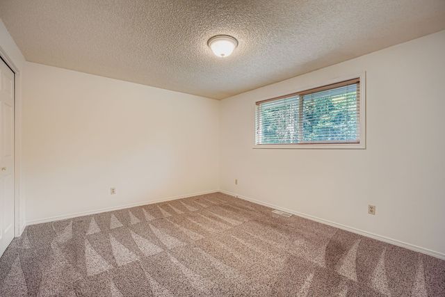 29933 3RD AVE SW, Federal Way, WA 98023