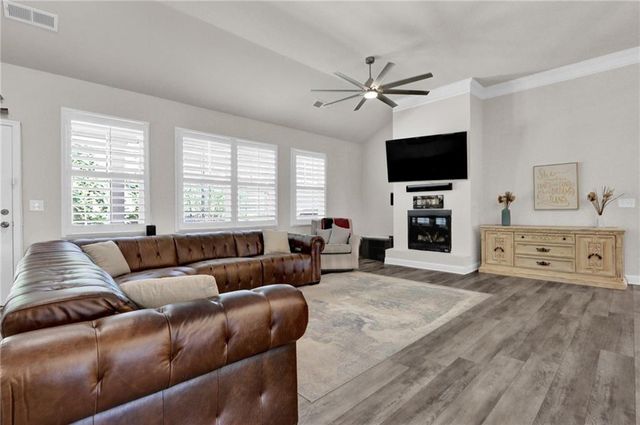 210 Man O War Court, Canton, GA 30115