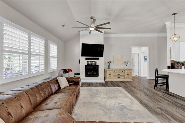 210 Man O War Court, Canton, GA 30115