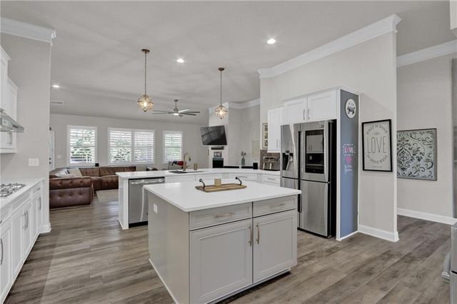 210 Man O War Court, Canton, GA 30115