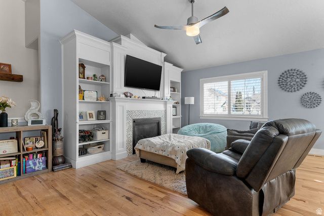 1398 N 2475 W, Clinton, UT 84015