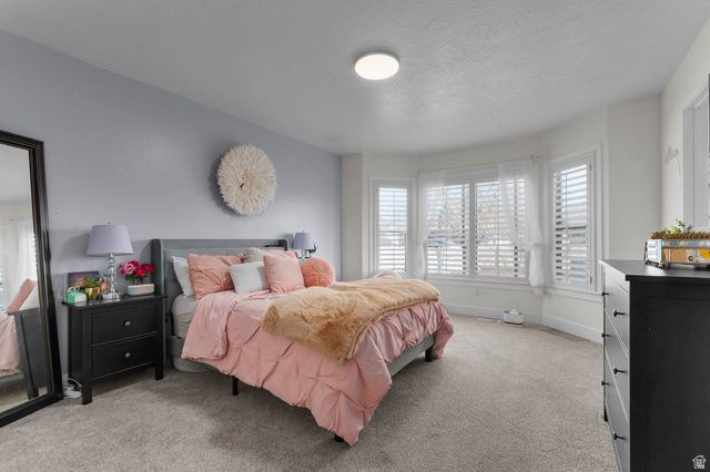 1398 N 2475 W, Clinton, UT 84015