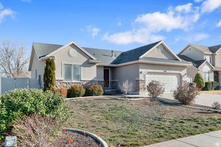 1398 N 2475 W, Clinton, UT 84015