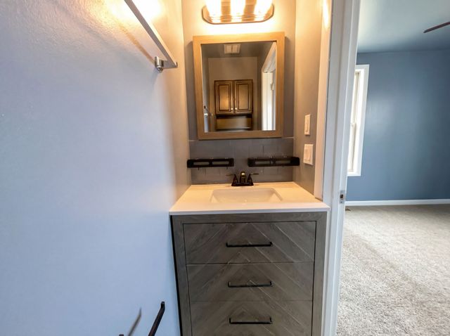 4116 Buenaview Ct, Nashville, TN 37218