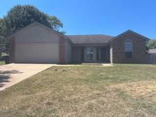 2751 Belle Meade Pl, Columbia, TN 38401