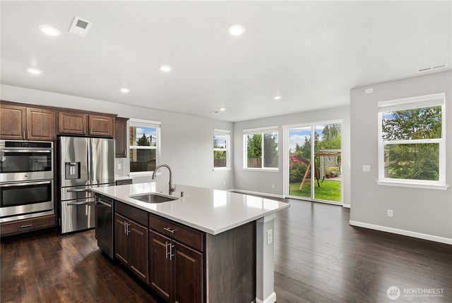 2213 97th Avenue Ct E, Edgewood, WA 98371