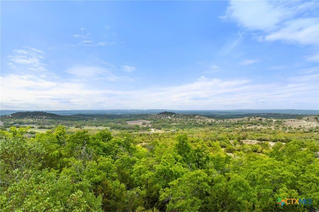 408 Osage Way, Johnson City, TX 78636