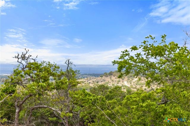 408 Osage Way, Johnson City, TX 78636