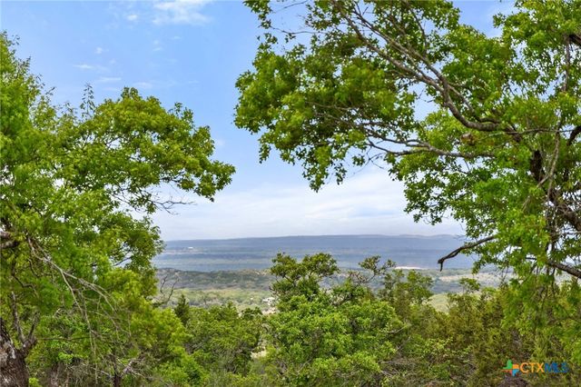 408 Osage Way, Johnson City, TX 78636