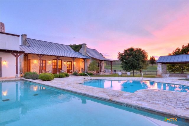 408 Osage Way, Johnson City, TX 78636