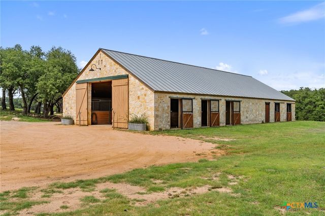 408 Osage Way, Johnson City, TX 78636