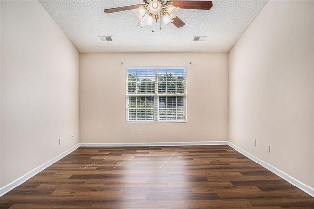 257 SE Ashland Park SE Court, Lawrenceville, GA 30045