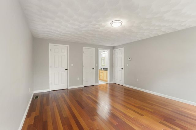 30 Lowe St, Tewksbury, MA 01876
