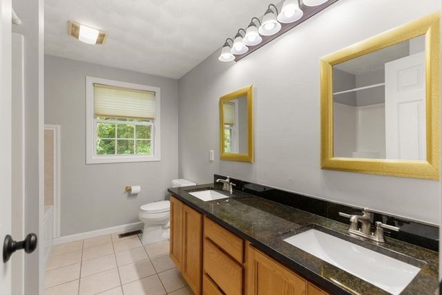 30 Lowe St, Tewksbury, MA 01876