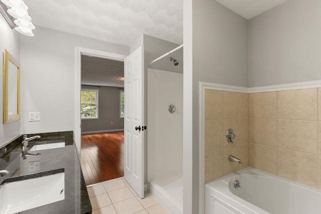 30 Lowe St, Tewksbury, MA 01876