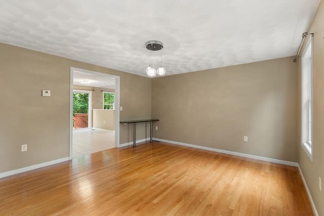 30 Lowe St, Tewksbury, MA 01876