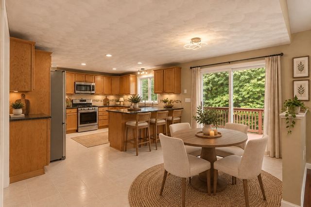30 Lowe St, Tewksbury, MA 01876