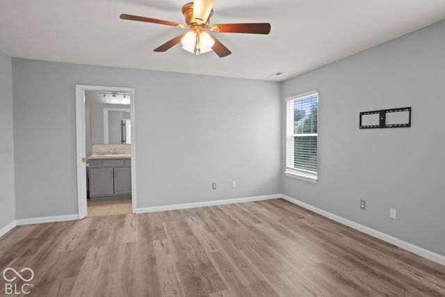 907 Amesbury Court, Indianapolis, IN 46217