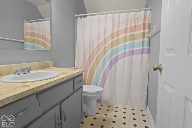 907 Amesbury Court, Indianapolis, IN 46217