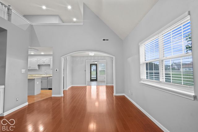 907 Amesbury Court, Indianapolis, IN 46217