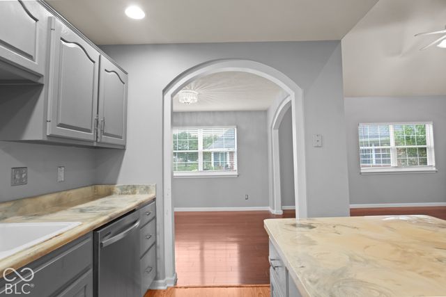 907 Amesbury Court, Indianapolis, IN 46217
