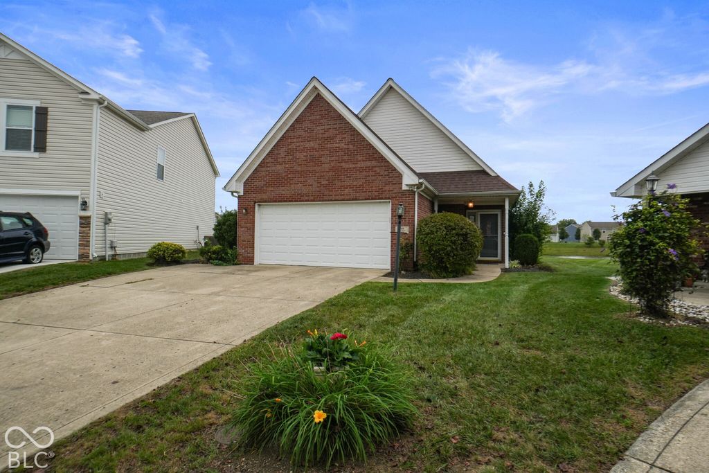 907 Amesbury Court, Indianapolis, IN 46217
