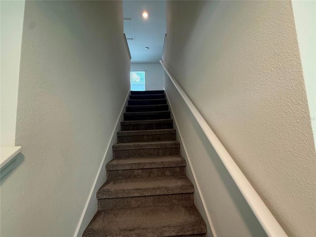 2763 COMMON FIG RUN, Wesley Chapel, FL 33543