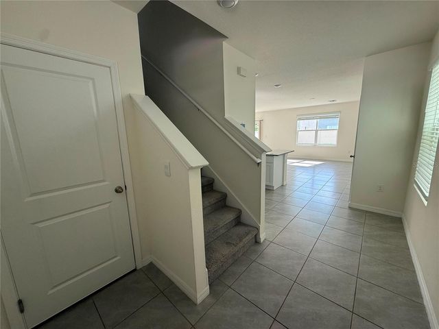 2763 COMMON FIG RUN, Wesley Chapel, FL 33543