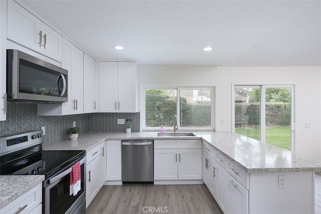 7562 Taylor Drive, Huntington Beach, CA 92648