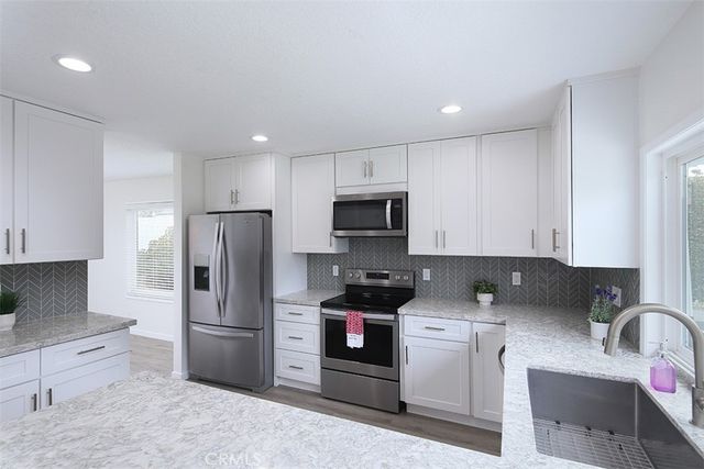 7562 Taylor Drive, Huntington Beach, CA 92648