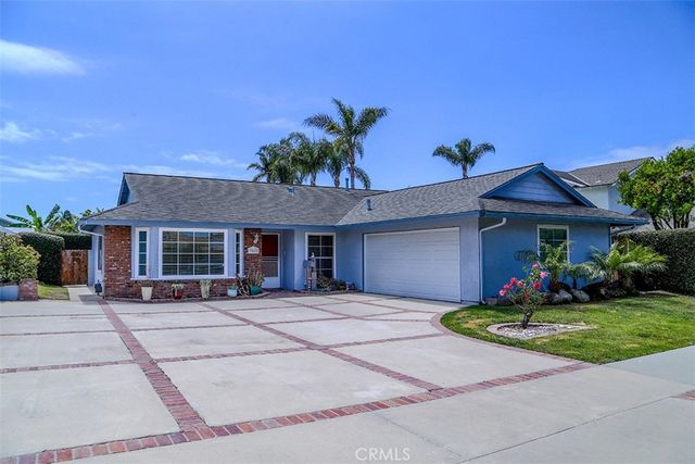 7562 Taylor Drive, Huntington Beach, CA 92648