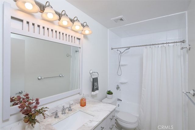7562 Taylor Drive, Huntington Beach, CA 92648