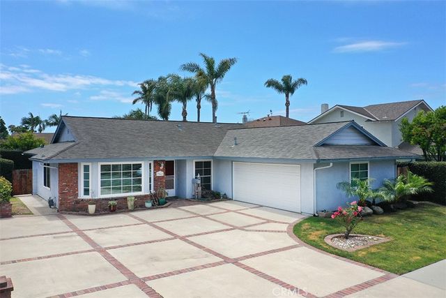 7562 Taylor Drive, Huntington Beach, CA 92648