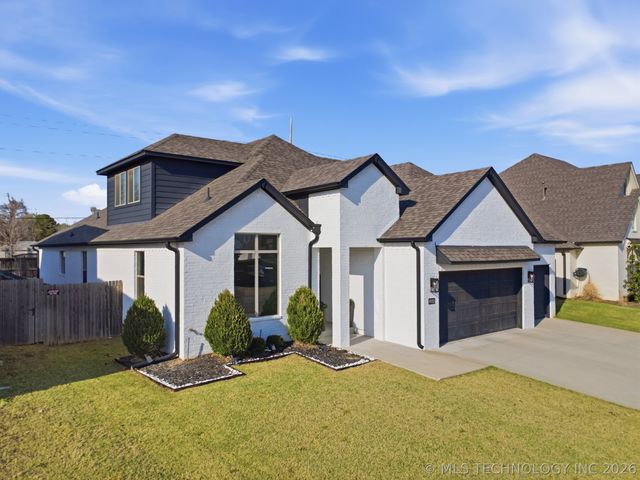 4002 W Tuscon Place, Broken Arrow, OK 74011