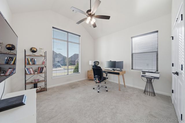 4002 W Tuscon Place, Broken Arrow, OK 74011