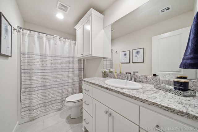 4002 W Tuscon Place, Broken Arrow, OK 74011